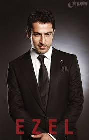 Kenan i̇mirzalıoğlu (born 18 june 1974) is a turkish actor and former model. Kenan Imirzalioglu Kendim Gormedim Yalniz Onu Kisa Bir An Gorup Dilinden Dusuremeyenleri Gordum Adamda Boy 1 95 Vs Araci K Unluler Fotograf Film Posteri