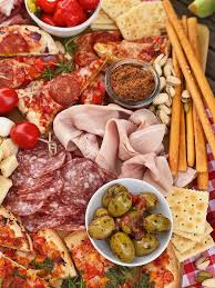 Italian Charcuterie Board Italienische Antipasti Platte Italienische Antipasti Italienisch Kochen Charcuterie Board Ideen