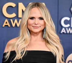 Miranda Lambert Had Some Choice Words for a Fan Who Had Opinions on Her  Unattractive Parts