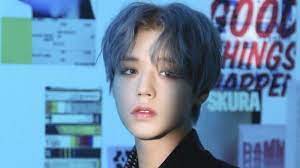 He aspires to be the king of the whole tower. Kekhawatiran Park Ji Hoon Bintangi Drama Love Revolution