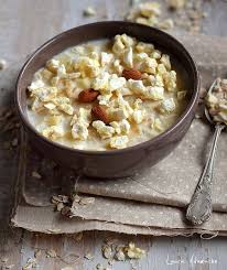 Porridge Cu Fulgi De Ovaz Si Mere Retete Culinare Laura Adamache Delicious Healthy Recipes Food Yummy Food