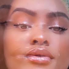 Kari Woods (@karijow1)