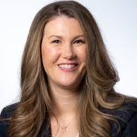 Julie Grady's Instagram, Twitter & Facebook