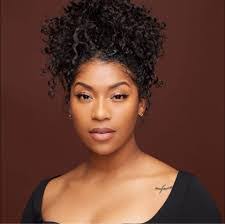 Quiana Holmes's Instagram, Twitter & Facebook