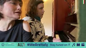 Stefano bollani cura le musiche del film carosello carosone di lucio pellegrini, in onda su rai1 stefano bollani torna in tv e lo fa insieme a sua moglie, l'attrice valentina cenni, invitandoci. Weareitaly Petra Magoni And And Frida Bollani Magoni Youtube