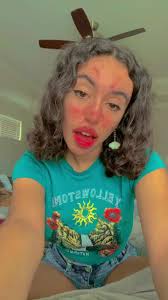 Lea Luna (@leagluna)