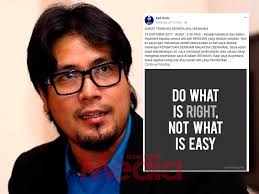 Kuala lumpur, dec 11 — persatuan seniman malaysia (seniman) has lodged a police report against a film titled babi, directed by wee meng chee or namewee, for allegedly having elements of racism that tarnished malaysia's image. Zed Zaidi Buat Surat Terbuka Kepada Ahli Seniman Media Hiburan