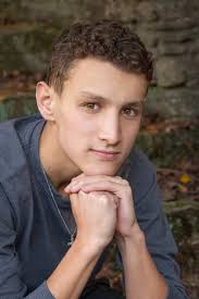 Thirteen SCSD Physics students have been selected to participate in a paid  summer internship at Syracuse University this summer! These students will  work alongside SU students and faculty in the Physics department