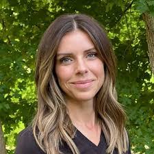 Brittany Risher's Instagram, Twitter & Facebook