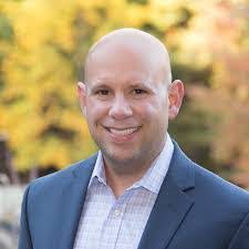 Karen Crivelli's Instagram, Twitter & Facebook