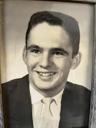 Terry Trapp, 44, died unexpectedly June 17,1999 (was investigated just  couldn't be proven) class of 1973. I had 3 children with him, he had 2 more  from his second marriage he was