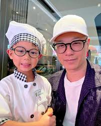 Philip Lee (@hakkaphil) • Instagram photos and videos