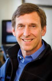 Dartmouth Medicine Magazine :: 32 Hours