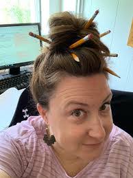 Carrie Linville's Instagram, Twitter & Facebook