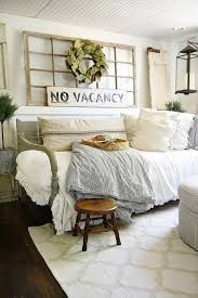 5 Tips Tricks To Decorate For Summer Bedroom Wall Decor Above Bed Wall Decor Bedroom Vintage Farmhouse Decor
