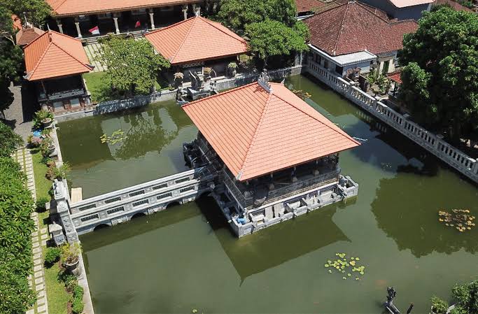 Puri Agung Karangasem