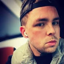 Damian James's Instagram, Twitter & Facebook