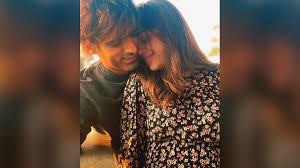 We created this online free fire name generator to help you guys choose stylish names. Kullfi Kumarr Bajewala Actor Mohit Malik And Addite Malik Expecting Their First Child Onhike Latest News Bulletins