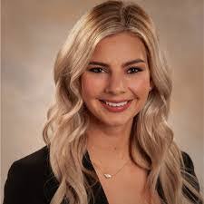 Fallon Nixon's Instagram, Twitter & Facebook