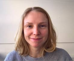 Rebecca Bowler's Instagram, Twitter & Facebook