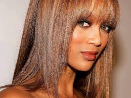 If you want to look like celebrities eva mendes, jessica alba, or eva longoria when they rock this look, this article will guide you along! Blonde Hair On Dark Skin 10 Options To Try