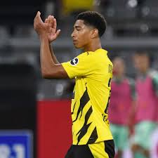 Latest on borussia dortmund midfielder jude bellingham including news, stats, videos, highlights and more on espn. Bvb Jude Bellingham Marschiert Von Einem Rekord Zum Nachsten Bvb 09