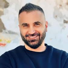 Sami Suliman's Instagram, Twitter & Facebook