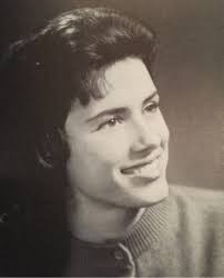 Carole Riggs's Instagram, Twitter & Facebook