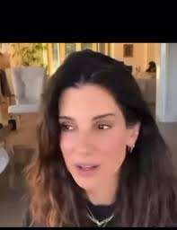 So beautiful 💕 Sandra bullock 😊