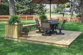 Wonderful Cheap Floating Deck Design For Your Backyard Breakpr Building A Floating Deck Patio Deck Designs Decks Backyard