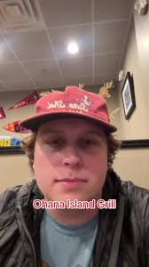 Ohana Island Grill is the place to be📍please excuse the wobbly table;...