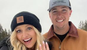 Victoria Lopez and Austin Hertel's Wedding Website