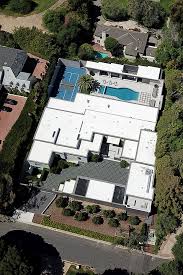 Khloé kardashian appeared to show her support for ex tristan thompson by liking a tweet that shaded. Karjenner Real Estate Kylie S 36 5m Mansion To Kim S Calabasas Home Hollywood Life