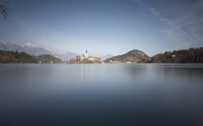 Buchen sie ihren mietwagen heute auf dem größtem mietwagenportal der welt. Fruhlingsspaziergang In Bled Wenn Die Natur In Slowenien Erwacht