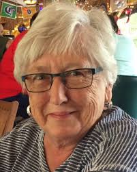 Karen Kindel's Instagram, Twitter & Facebook