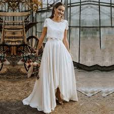Abito cerimonia donna ragazza corto realizzato in tessuto di organza devorè a pois con cintura in eco pelle colore grigio perla e rosa. Acquista 2021 Boho Due Pezzi Abiti Da Sposa Abiti Corti Maniche Corte In Pizzo Alto Basso Scollo Scollo A Manopola Di Satin Country Da Sposa Abito Da Sposa Vestido De Novia A