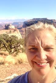 Juliette Carter's Instagram, Twitter & Facebook