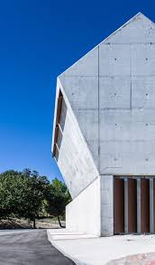 Stark Concrete Funeral Home By Salas Architecture Tilts Upwards Architecture Architecture Exterior Architecture Design