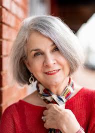 Bookish Bits: The thatched cricket pavilion in Stanway, near Broadway was  built in 1925 by the author of Peter Pan J.M Barrie. He summered at Stanway  House and played cricket with his