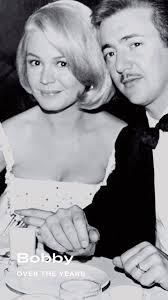 Hi everyone, thought you all might enjoy this little video my phone put  together of some lovely Bobby and Sandy photos, it even chose the music.  Happy Friday! 💖~ Becky