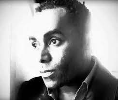 Stephen Strecker's Instagram, Twitter & Facebook