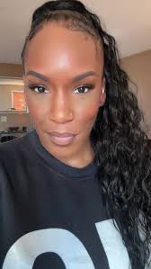 Come see me December 9th Chicago City Winery 💋🙌🏾🙌🏾✨ #livwarfield  #citywinery #Bloom #theedge