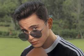 Each episode sees presenters steven lim and andrew ilnyckyj, along with cameraman adam bianchi, visiting three different restaurants to try similar foods at three drastically different price points—affordable, mid, and luxury. James Reid Explains Why Judges Gave Idol Philippines Winner Perfect 100 Philstar Com