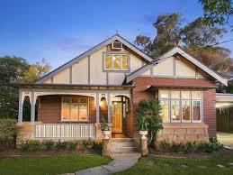 2 Chelmsford Avenue Epping Nsw 2121 House For Sale 123191282 Realestate Com Au In 2020 Facade House Brick Exterior House Bungalow Exterior