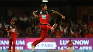 Umesh yadav on wn network delivers the latest videos and editable pages for news & events, including entertainment, music, sports, science and more, sign up and share your playlists. Kachra Of Lagaan Better Than Umesh Yadav Netizens Unhappy With Rcb Pacer S Bowling