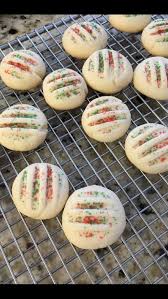Bake the cookies at 300 f/ 150 c or until edges are lightly browned. This Recipe Never Disappoints It S Grandma S Shortbread By Canada Cornstarch 1 2 Cup Canada Corn Starch 1 2 Cup Ici Recipes Cooking Recipes No Bake Treats