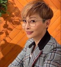 年少不知皇后好錯把白雪當做寶