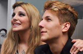 Vive en hudson y tiene dos horas de viaje hasta martínez y siete. Asi Era Charlotte Caniggia Antes De La Cirugia Igual A Su Hermano La 100