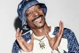 His fame dates to 1992 when he featured on dr. Snoop Dogg Titel Alben Napster