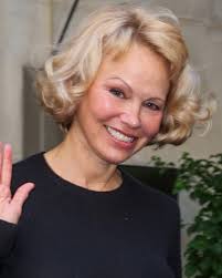 Pamela Anderson stuns in New York City ✨